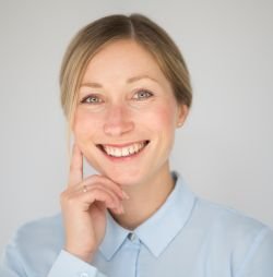 Dr. Pia Cardone
